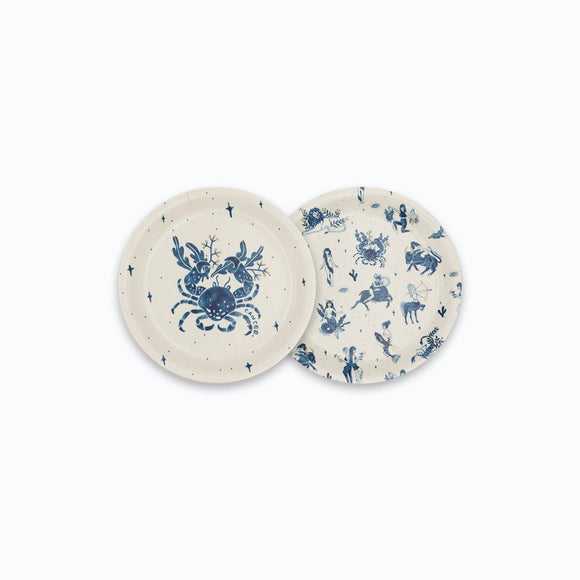 Cancer round coaster tray with zodiac design in blue, featuring the Cancer crab symbol and celestial patterns – birch wood, 11 cm diameter.